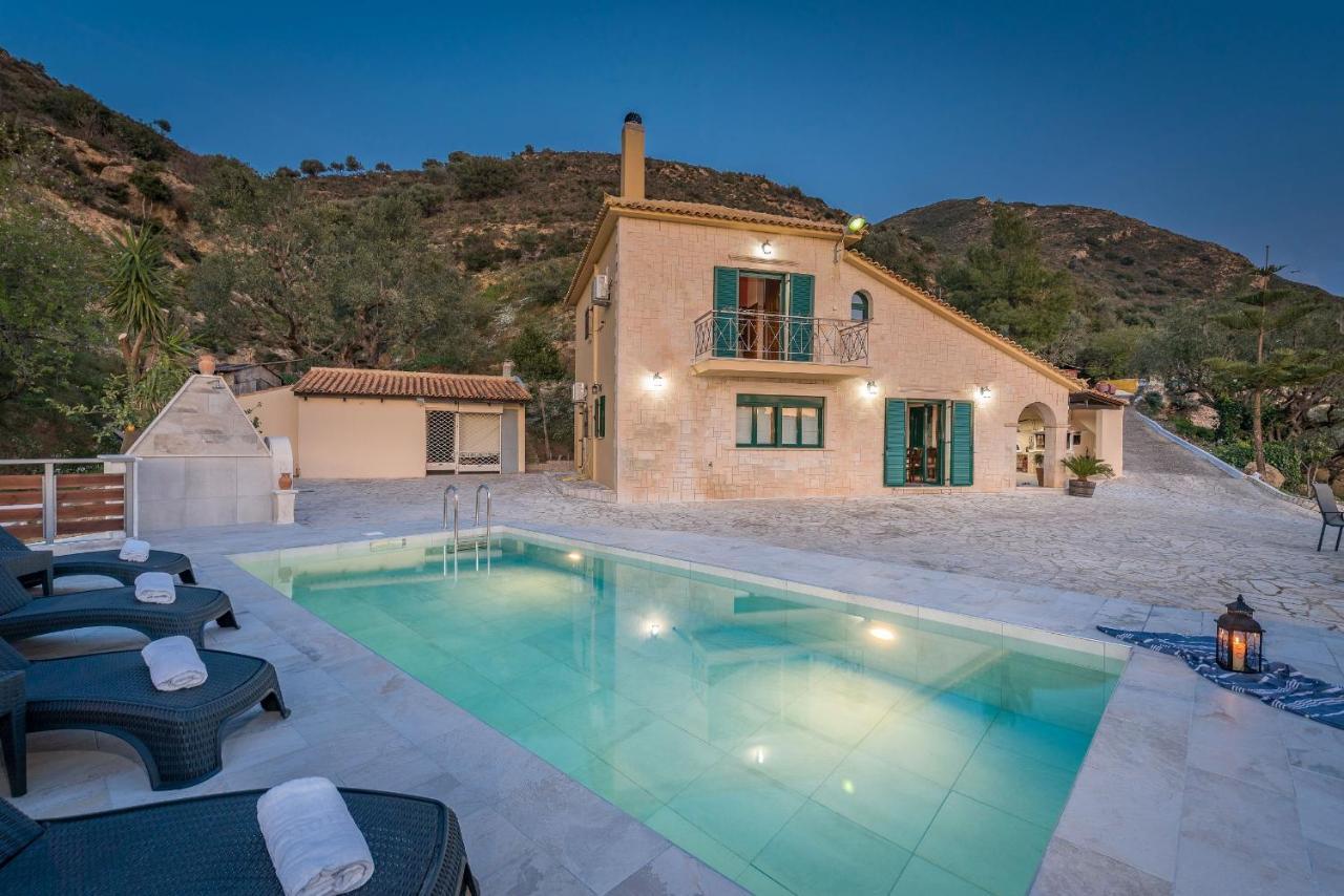 Villa Kanalos - Private Pool & Stunning Views, By Zantewize Kalamákion Exterior foto