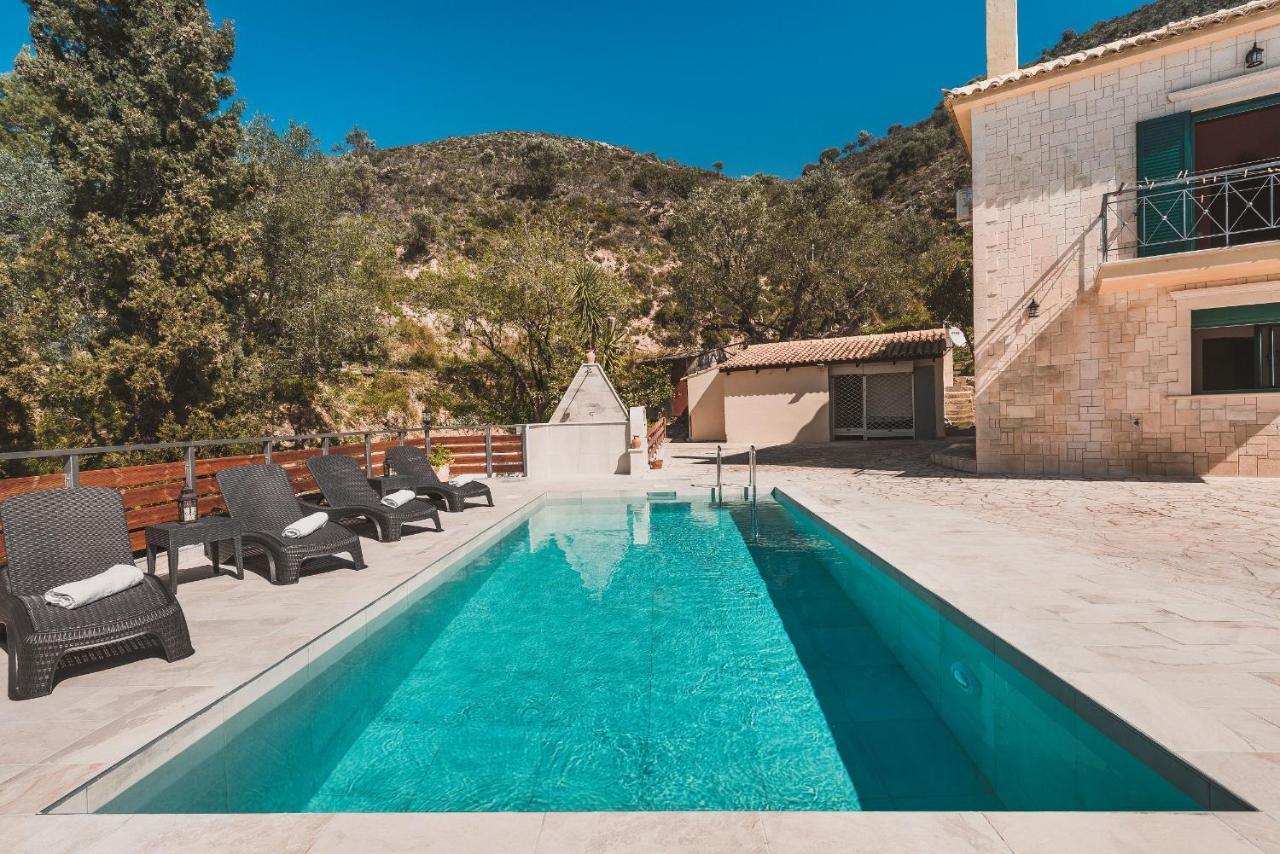 Villa Kanalos - Private Pool & Stunning Views, By Zantewize Kalamákion Exterior foto